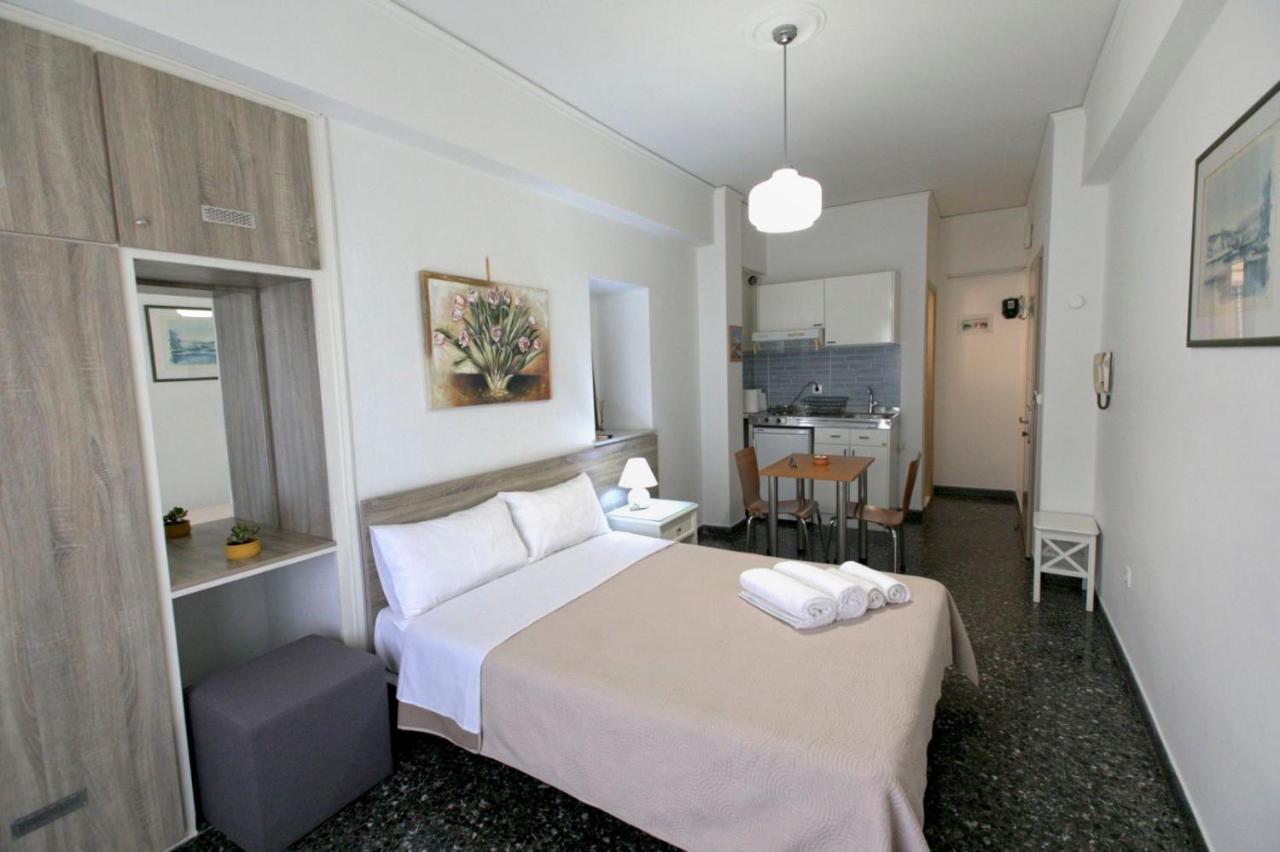 Selana Apartments Mytilene Bagian luar foto