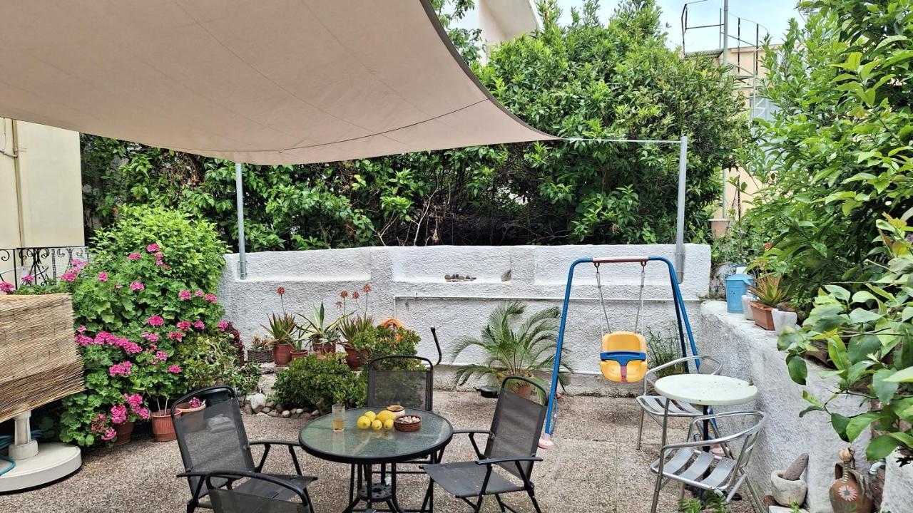 Selana Apartments Mytilene Bagian luar foto