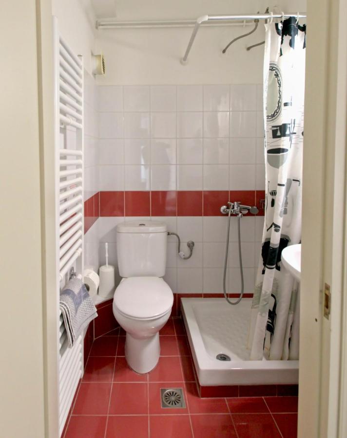 Selana Apartments Mytilene Bagian luar foto
