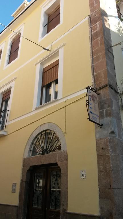 Selana Apartments Mytilene Bagian luar foto